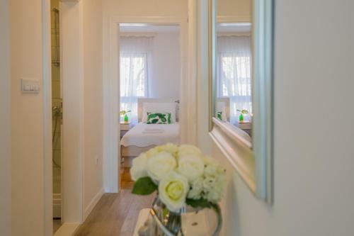 Center Apartment N&n
