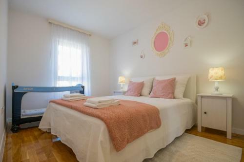 Center Apartment N&n
