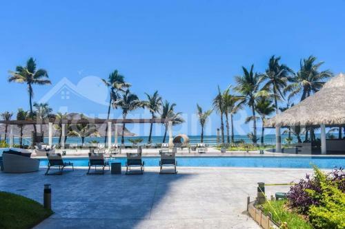 Apartamento Luxury Beachfront Condo At The Golden Zone