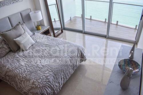 Apartamento Luxury Beachfront Condo At The Golden Zone