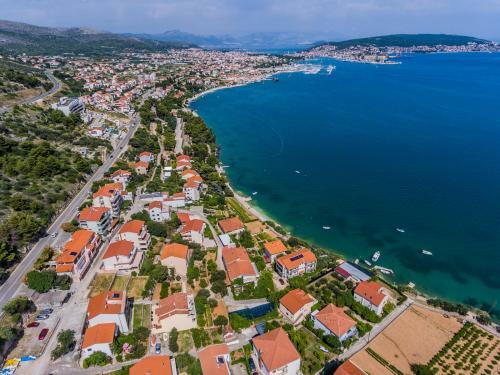 Delux Apartment Near The Sea