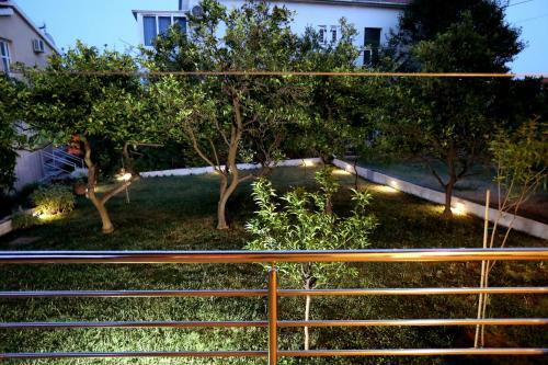Delux Apartment Near The Sea