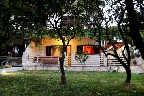 Delux Apartment Near The Sea