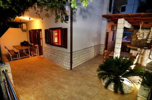 Delux Apartment Near The Sea