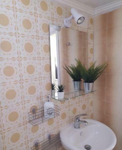 Popi' S Apartment 50 Metres From The Sea!