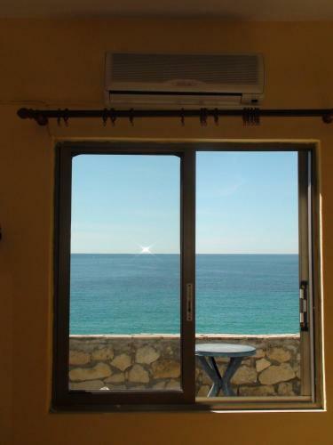Constantinos Apartments