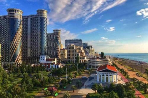 Seaview Apartment On 23-th Floor Orbi City