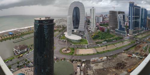 Seaview Apartment On 23-th Floor Orbi City