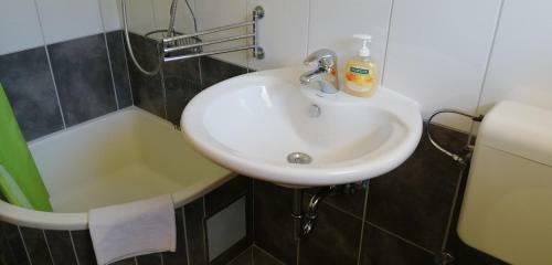 Hostal Ara Apartmani