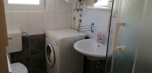 Hostal Ara Apartmani