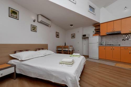 Apartments Carmen