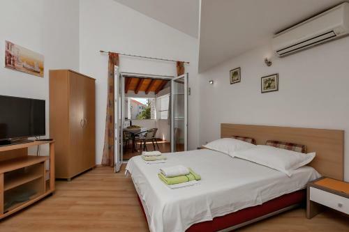 Apartments Carmen