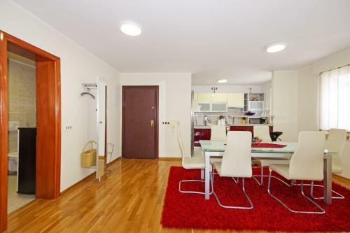Delux Apartman Jukic