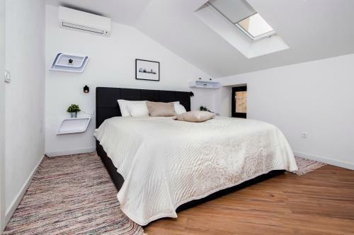 Hostal Riva Residence