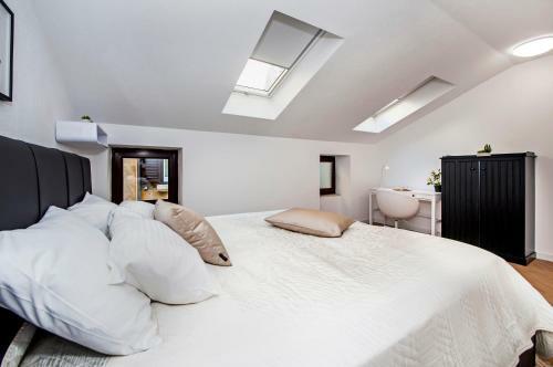 Hostal Riva Residence