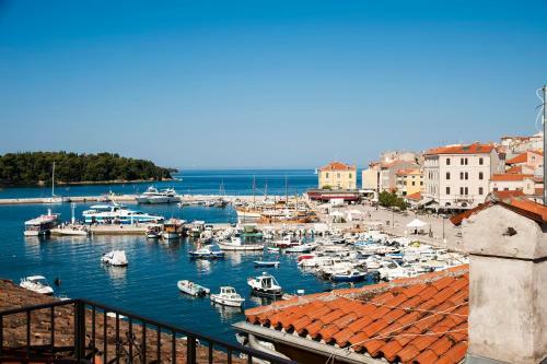 Hostal Riva Residence