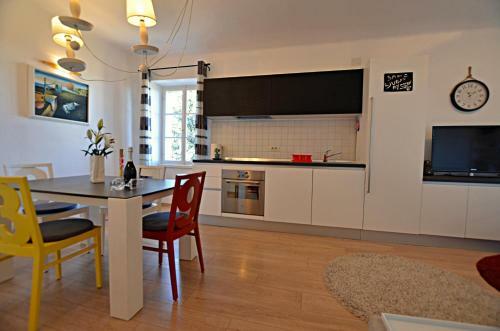 Seaview Apartment Andana