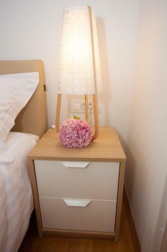 Summer Lounge Apartments