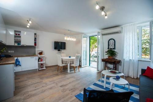 Apartment Mediterraneo