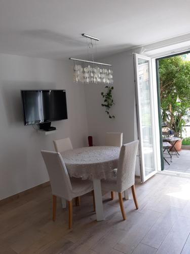 Apartment Mediterraneo