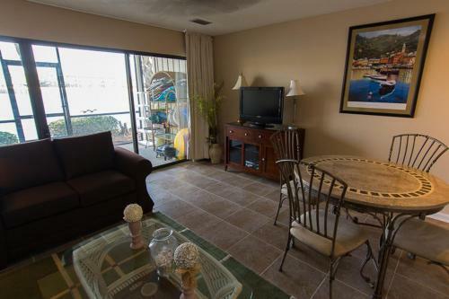 Lakefront By Seascape Resort