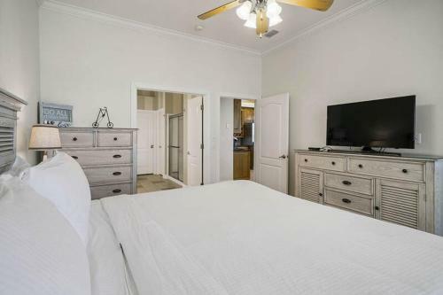 Sunce Of Destiny By Bliss Beach Rentals