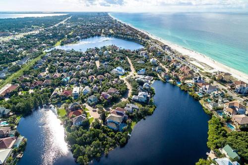 Sunce Of Destiny By Bliss Beach Rentals