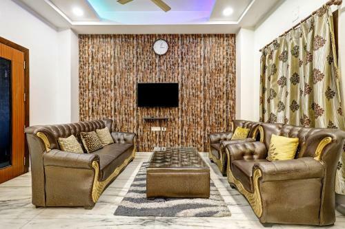 Hotel Capital O 61239 Hayat Stay Inn