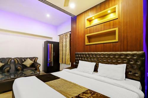 Hotel Capital O 61239 Hayat Stay Inn