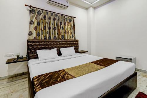 Hotel Capital O 61239 Hayat Stay Inn