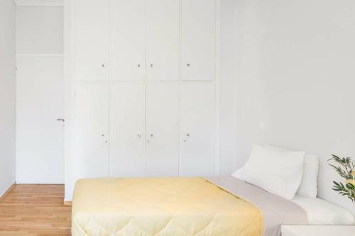 Koukaki Apartment With A Sunny Balcony, Near The Acropolis