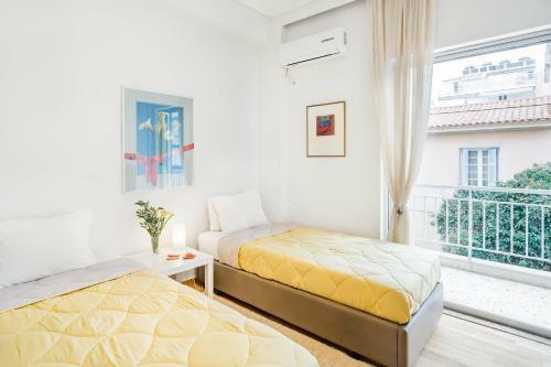 Koukaki Apartment With A Sunny Balcony, Near The Acropolis