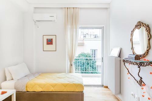 Koukaki Apartment With A Sunny Balcony, Near The Acropolis