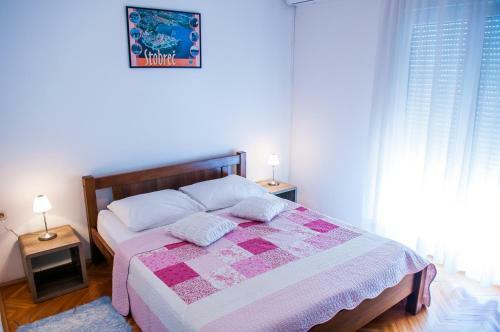 Hostal Rooms Raji?
