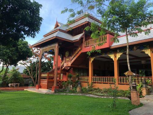 Hotel Romsak Lanna Resort Chiang Mai