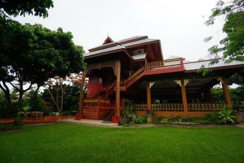 Hotel Romsak Lanna Resort Chiang Mai