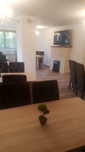 Hostal Pensiunea Regal