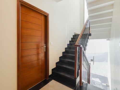 Hotel Capital O 85943 Mussoorie Heights