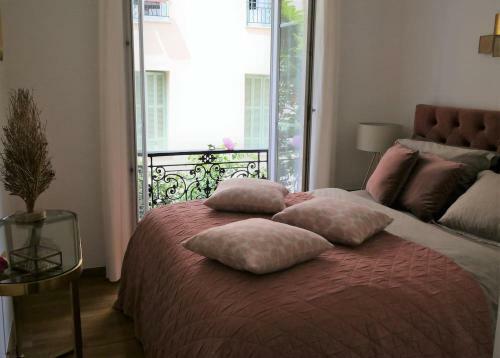 Nice Apartment Roses & Ivy, Rue Du Congres