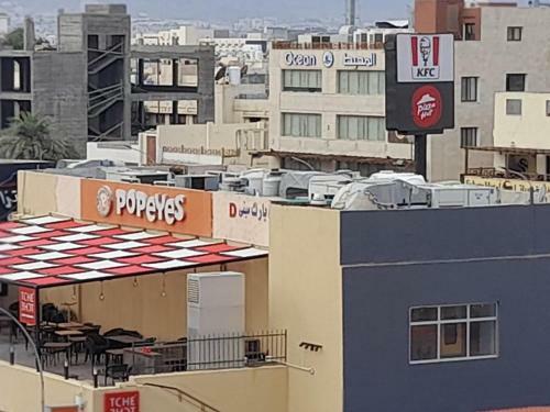 Pizza Street Hostel