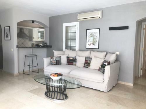 Seaside Luxurous Private 3 Bedroom Villa With Swimming Pool