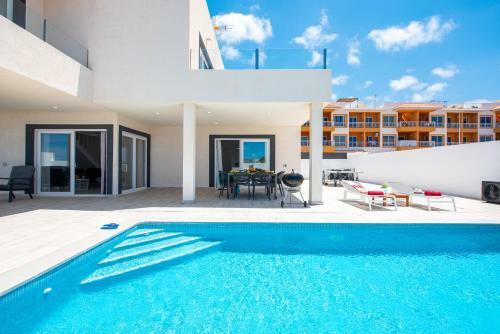 Villa Shasya Costa Adeje