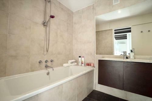 Apartamento Suite Loft With Spa Close To La Moraleja, Madrid