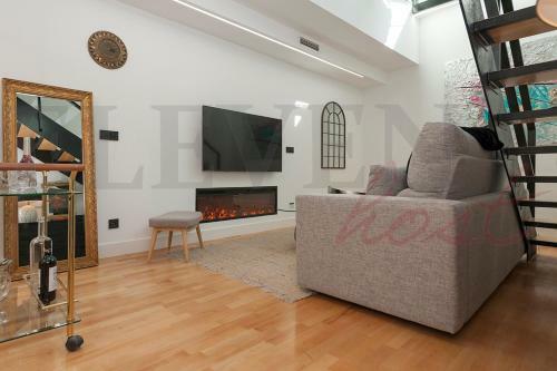 Apartamento Duplex Deluxe Madrid - Exclusive Location - Private Building - Eleven Host