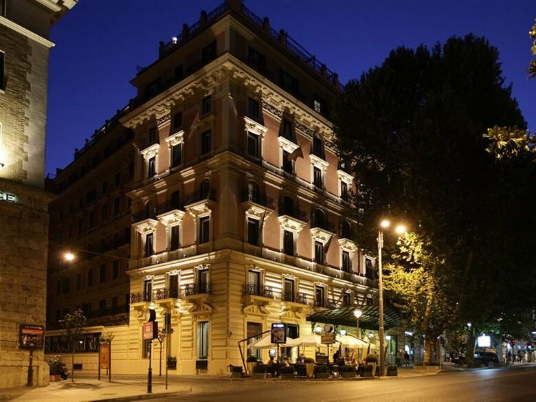 Hotel Regina Baglioni