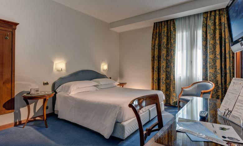 Hotel Plaza