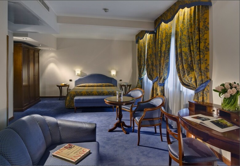 Hotel Plaza