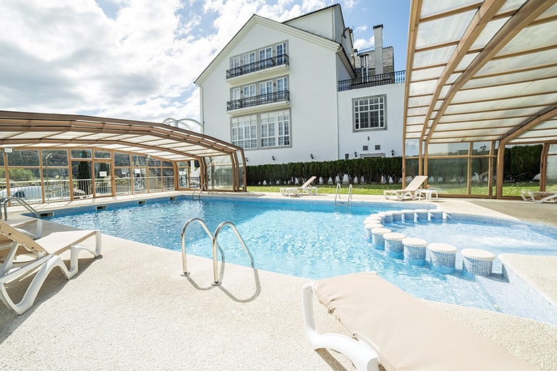 Hotel O Val Do Naseiro