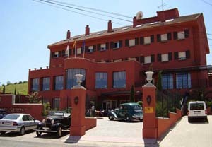Hotel Parque Caba�eros
