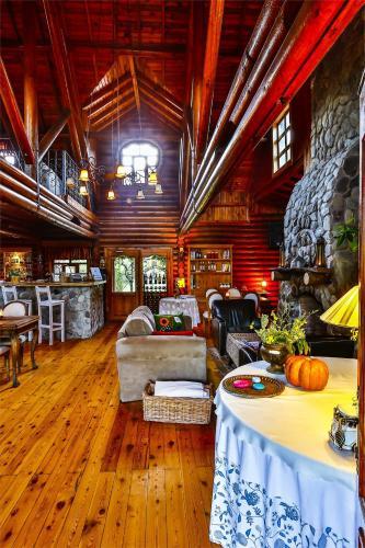 Tranquilla River Lodge